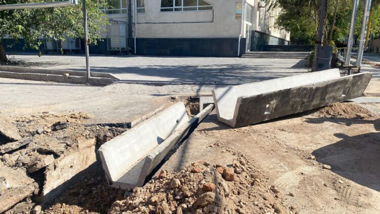 33 КӨШЕГЕ ИРРИГАЦИЯЛЫҚ АРЫҚ САЛЫНДЫ