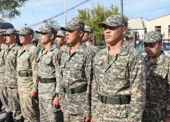 25 САРБАЗ ӘСКЕРГЕ  АТТАНДЫ