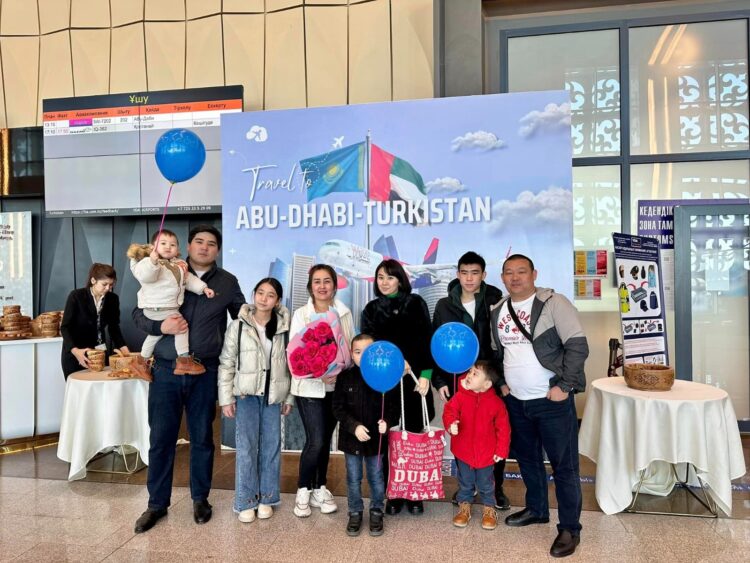 «АБУ ДАБИ-ТҮРКІСТАН» БАҒЫТЫНДАҒЫ АЛҒАШҚЫ ҰШАҚ «ӘЗІРЕТ СҰЛТАН» ӘУЕЖАЙЫНА ҚОНДЫ