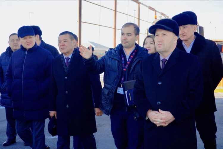 БІР ТОП ДЕПУТАТТАР ХАЛЫҚАРАЛЫҚ ӘУЕЖАЙДЫҢ ЖҰМЫСЫМЕН ТАНЫСТЫ