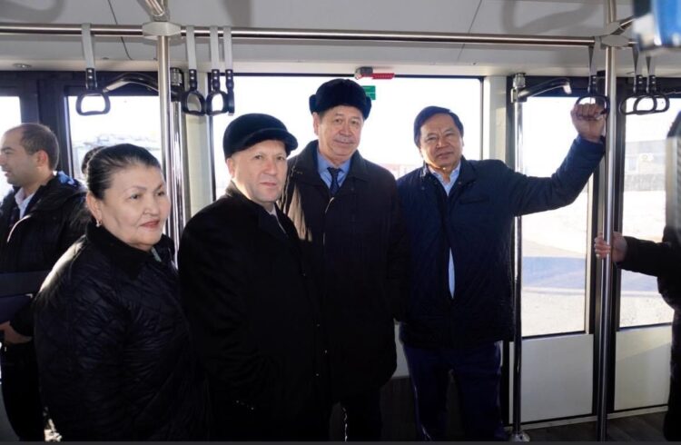 БІР ТОП ДЕПУТАТТАР ХАЛЫҚАРАЛЫҚ ӘУЕЖАЙДЫҢ ЖҰМЫСЫМЕН ТАНЫСТЫ