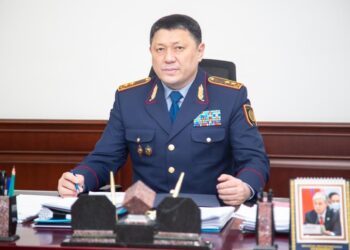 ІШКІ ІСТЕР МИНИСТРІНЕ ҚАЛАЙ ТІКЕЛЕЙ ЖҮГІНУГЕ БОЛАДЫ?