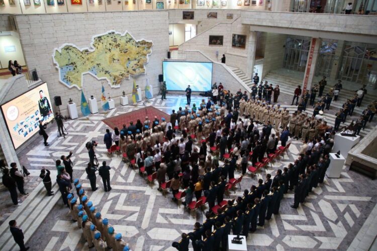 АЛМАТЫДА САҒАДАТ НҰРМАҒАМБЕТОВТЫҢ 100 ЖЫЛДЫҒЫНА АРНАЛҒАН КӨШПЕЛІ КӨРМЕ АШЫЛДЫ