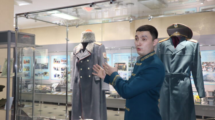 «ХАЛЫҚ ЖҮРЕГІНДЕГІ ҚАҺАРМАН»