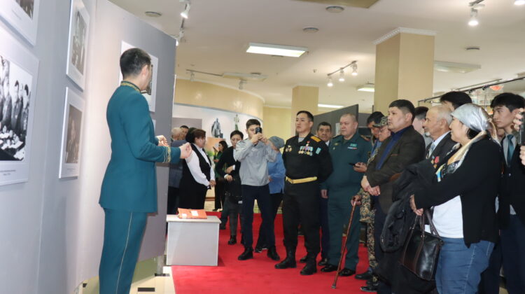 «ХАЛЫҚ ЖҮРЕГІНДЕГІ ҚАҺАРМАН»