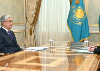 МЕМЛЕКЕТ БАСШЫСЫ КОНСТИТУЦИЯЛЫҚ СОТ ТӨРАҒАСЫ ЭЛЬВИРА АЗИМОВАНЫ ҚАБЫЛДАДЫ