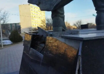 65 МИЛЛИОН ТЕҢГЕГЕ САЛЫНҒАН ЕСКЕРТКІШ ТҰҒЫРЫ ҚИРАП ЖАТЫР