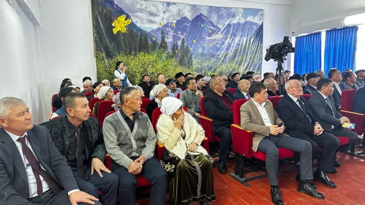 “АРДА АЗАМАТ, ҚАРЫМДЫ ҚАЛАМГЕРМЕН КЕЗДЕСУ”