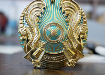 ЕЛІМІЗДІҢ ЕЛТАҢБАСЫН ӨЗГЕРТУ ҰСЫНЫЛДЫ