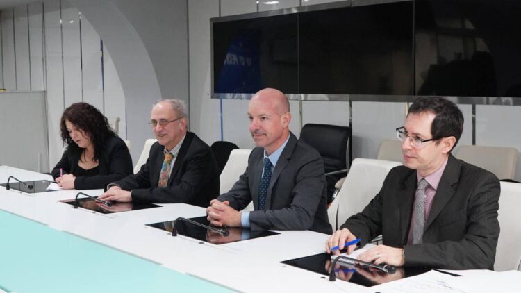 ҚАЗАҚСТАН МЕН ФРАНЦИЯ БАЛҚАШ КӨЛІ БАССЕЙНІНЕ АУҚЫМДЫ ЗЕРТТЕУ ЖҮРГІЗУ МҮМКІНДІГІН ҚАРАСТЫРЫП ЖАТЫР