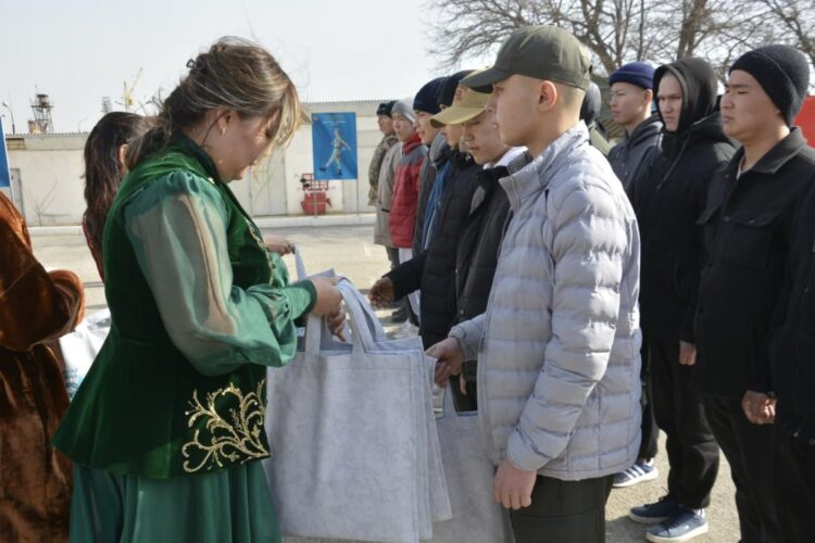 АҚТАУДА КӨКТЕМГІ ӘСКЕРГЕ ШАҚЫРУ НАУҚАНЫ ӨТІП ЖАТЫР