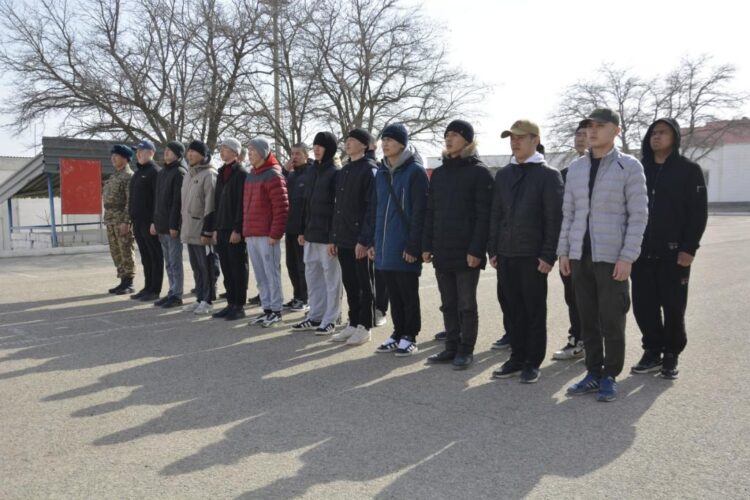 АҚТАУДА КӨКТЕМГІ ӘСКЕРГЕ ШАҚЫРУ НАУҚАНЫ ӨТІП ЖАТЫР