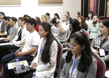 ЖАС САРБАЗДАР ӘСКЕРГЕ АТТАНДЫ