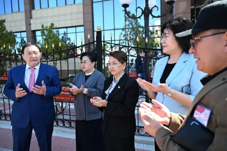 5 ЖОО ГУМАНИТАРЛЫҚ КӨМЕК ЖӨНЕЛТТІ