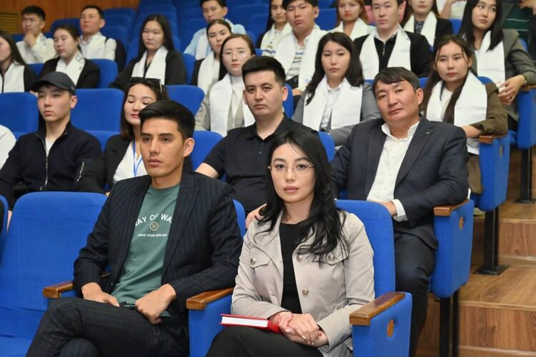 ИДЕОЛОГИЯ — ҚУАТТЫ КҮШ