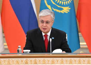 ҚАСЫМ-ЖОМАРТ ТОҚАЕВ ШЫҰ-ҒА МҮШЕ МЕМЛЕКЕТТЕРДІҢ ҚАУІПСІЗДІК КЕҢЕСТЕРІ ХАТШЫЛАРЫМЕН КЕЗДЕСТІ