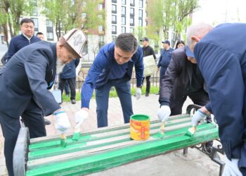 ҚАЛА ӘКІМІ РЕСПУБЛИКАЛЫҚ АКЦИЯҒА ТҰРҒЫНДАРДЫ ЖҰМЫЛДЫРУДЫ ТАПСЫРДЫ