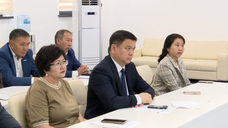 СЫБАЙЛАС ЖЕМҚОРЛЫҚҚА ҚАРСЫ ТҮРЛІ ЖҰМЫСТАР ЖҮРГІЗІЛУДЕ