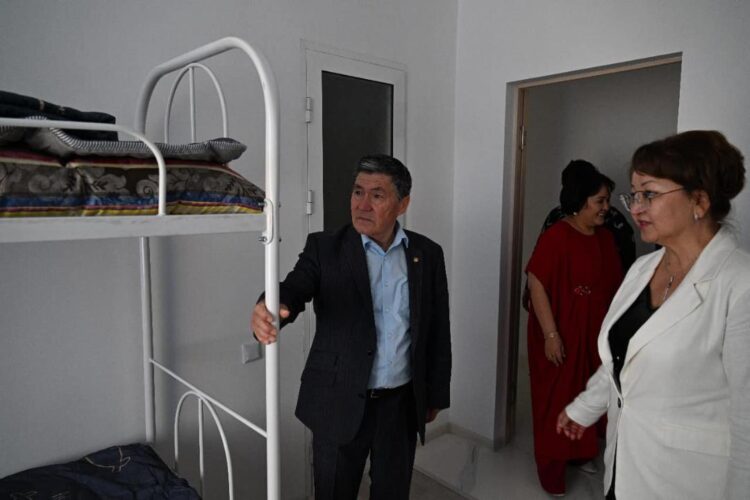 ӨЗБЕКӘЛІ ЖӘНІБЕКОВ АТЫНДАҒЫ ОҚПУ-ДА ЖАҢА СТУДЕНТТЕР ҮЙІ ПАЙДАЛАНУҒА БЕРІЛДІ