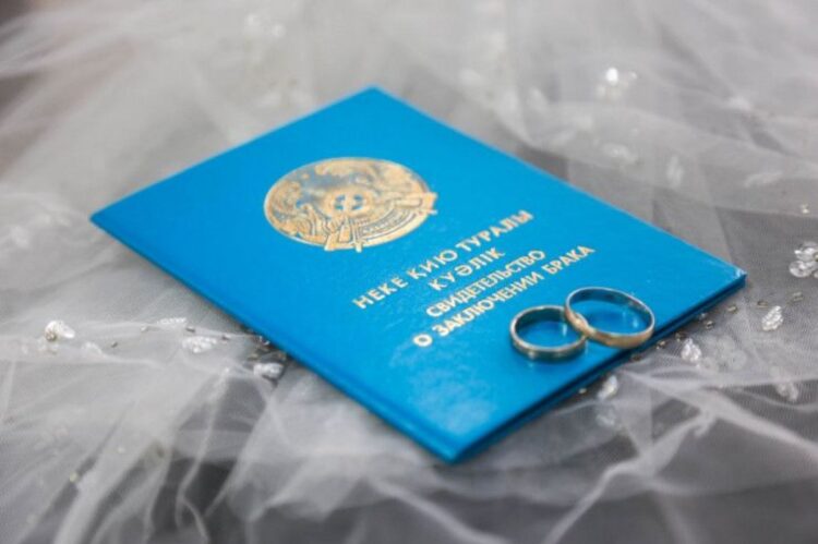 ҚАЗАҚСТАНДА 10 АЙДА 103 МЫҢНАН АСТАМ НЕКЕ ТІРКЕЛГЕН