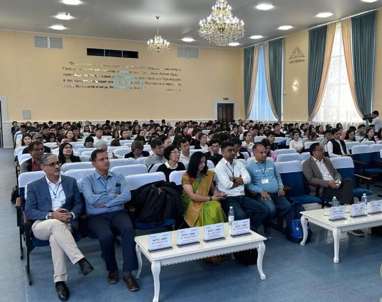 ЕЛІМІЗДЕГІ АЛҒАШҚЫ КОНФЕРЕНЦИЯ – СПРИНДЖЕР