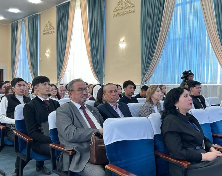 ЕЛІМІЗДЕГІ АЛҒАШҚЫ КОНФЕРЕНЦИЯ – СПРИНДЖЕР