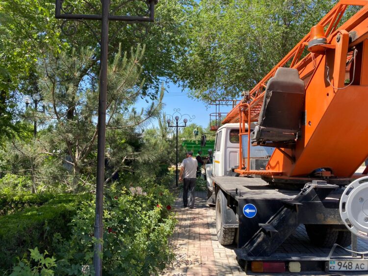 ЭКОЛОГИЯЛЫҚ АКЦИЯ ЖАЛҒАСЫП КЕЛЕДІ