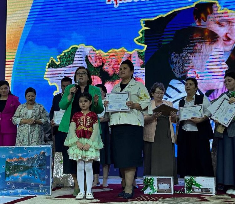 ДӘСТҮРЛІ «АНА ТІЛІ ЖӘНЕ ОТБАСЫ» БАЙҚАУЫ ҚОРЫТЫНДЫЛАНДЫ