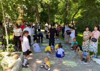 БАЛАЛАРҒА АРНАЛҒАН ҚАЙЫРЫМДЫЛЫҚ ШАРАСЫ ӨТТІ