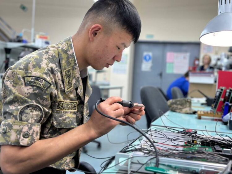 ӘСКЕРИ ОҚУ ОРНЫНЫҢ КУРСАНТТАРЫ ӨНДІРІСТЕ ТӘЖІРИБЕДЕН ӨТТІ