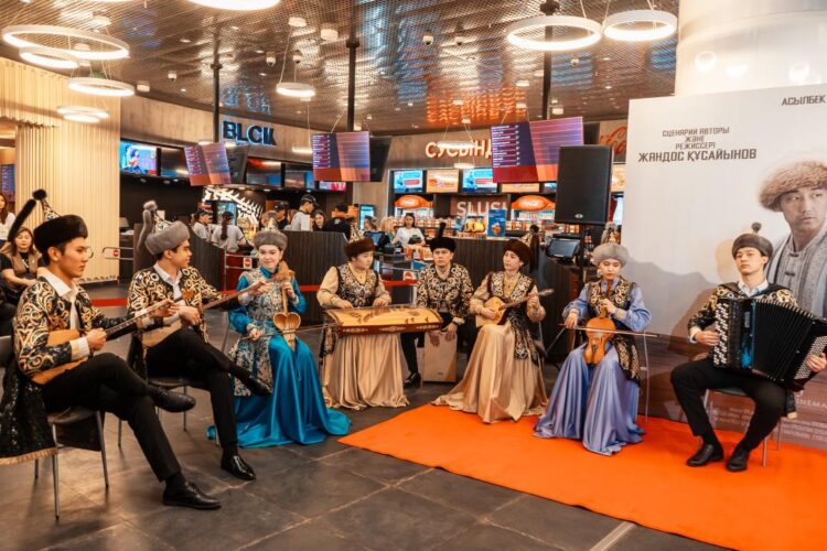 ЕЛОРДАДА ЖАМБЫЛ ЖАБАЕВ ТУРАЛЫ КӨРКЕМ ФИЛЬМНІҢ ТҰСАУЫ КЕСІЛДІ