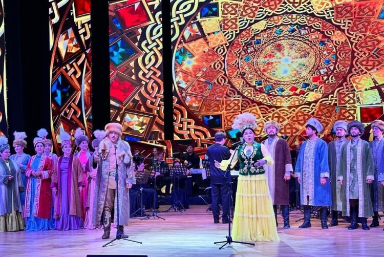 ҚАЛА КҮНІ ЖАҢА КОНГРЕСС ХОЛЛДА ТОЙЛАНДЫ