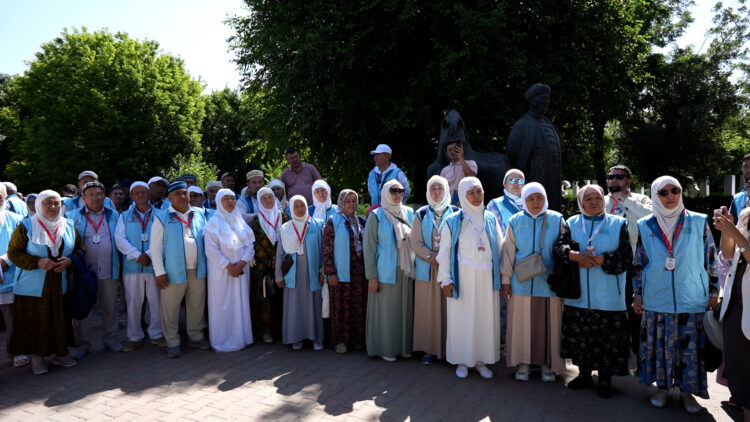 ҚАЖЫЛЫҚ САПАРҒА АТТАНДЫ