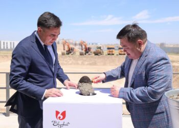 БЕС ЖҰЛДЫЗДЫ ҚОНАҚ ҮЙДІҢ ҚҰРЫЛЫСЫ БАСТАЛДЫ