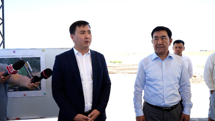 МЕГАПОЛИС МЭРІ ЖУРНАЛИСТЕРДІ ҚҰТТЫҚТАДЫ