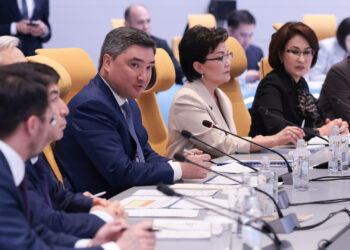 ӘКІМДЕРДІҢ ЖҰМЫСЫ ҚАНДАЙ КРИТЕРИЙ БОЙЫНША БАҒАЛАНАТЫН  БОЛДЫ?