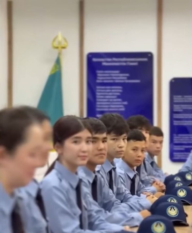 75 ОҚУШЫ КАДЕТ АТАНДЫ