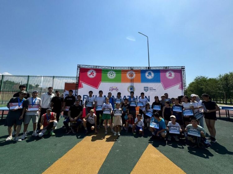 АЛМАТЫДА ОЛИМПИАДАҒА ҚАТЫСУШЫЛАРДЫ ҚОЛДАУ МАҚСАТЫНДА ЖАСТАР СПАРТАКИАДАСЫ ӨТТІ