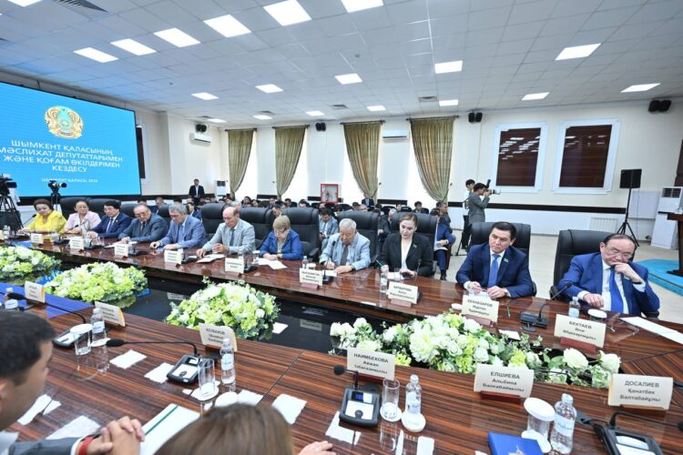 М.ӘШІМБАЕВ БАСТАҒАН СЕНАТОРЛАР МЕГАПОЛИСТЕ