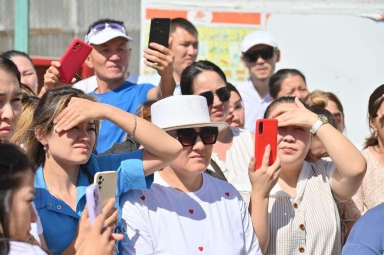 ТҰРҒЫНДАР ҚҰРЫЛЫС НЫСАНДАРЫМЕН ТАНЫСТЫ