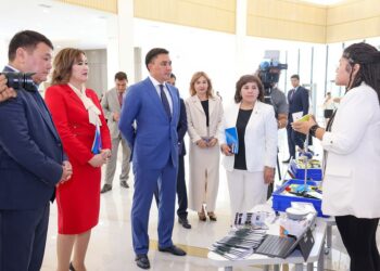 БІЛІМ САЛАСЫН ЦИФРЛАНДЫРУДЫҢ ТИІМДІЛІГІ