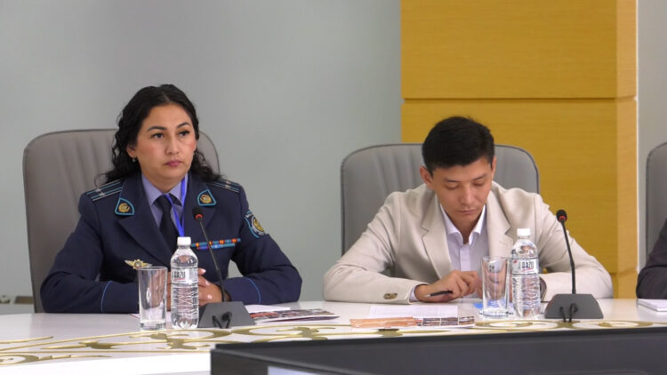 ӘЙЕЛДЕР КӨШБАСШЫЛЫҒЫ