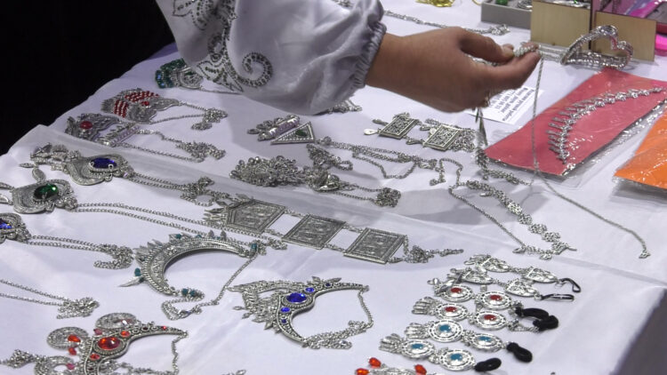 ДӘСТҮРДІ ДӘРІПТЕГЕН БІРЕГЕЙ ОРТАЛЫҚ