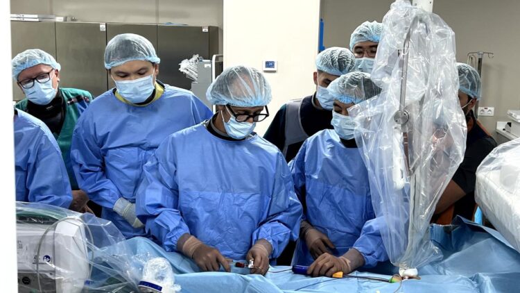 ЕКІ КҮННІҢ ІШІНДЕ ҚАЛПЫНА КЕЛТІРУ: ҚАЗАҚСТАНДА ЖҮРЕК АРИТМИЯСЫН ЕМДЕУДІҢ ЖАҢА ТЕХНОЛОГИЯСЫ ЕНГІЗІЛДІ