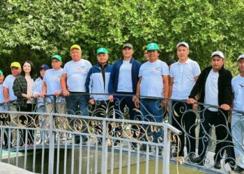 МЕГАПОЛИСТІҢ ӘКІМІ МЕН БАҚ ӨКІЛДЕРІ ЭКО АКЦИЯ ӨТКІЗДІ