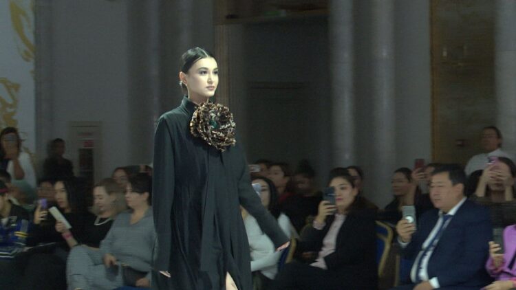 КҮЗГІ-ҚЫСҚЫ СӘН КӨРСЕТІЛІМІНІҢ ТОПТАМАСЫ ӨТТІ