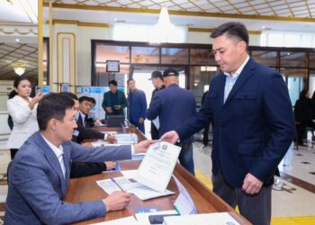 РЕФЕРЕНДУМ ҚАЛАЙ ӨТТІ?