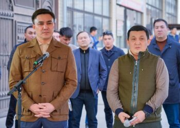 КӨШПЕЛІ КЕЗДЕСУ: ТҰРҒЫНДАРДЫҢ МӘСЕЛЕСІ ҚАШАН ШЕШІМІН ТАБАДЫ?