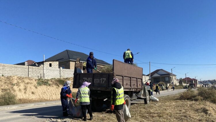 ЕРЕКШЕ АДАМДАРДЫҢ ҚОЛӨНЕР БҰЙЫМДАРЫ