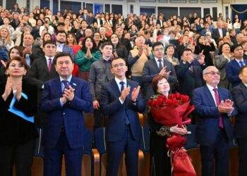 ПРЕЗИДЕНТ АҚҰШТАП БАҚТЫГЕРЕЕВАНЫҢ 80 ЖЫЛДЫҚ МЕРЕЙТОЙЫНА ОРАЙ ҚҰТТЫҚТАУ ЖОЛДАДЫ